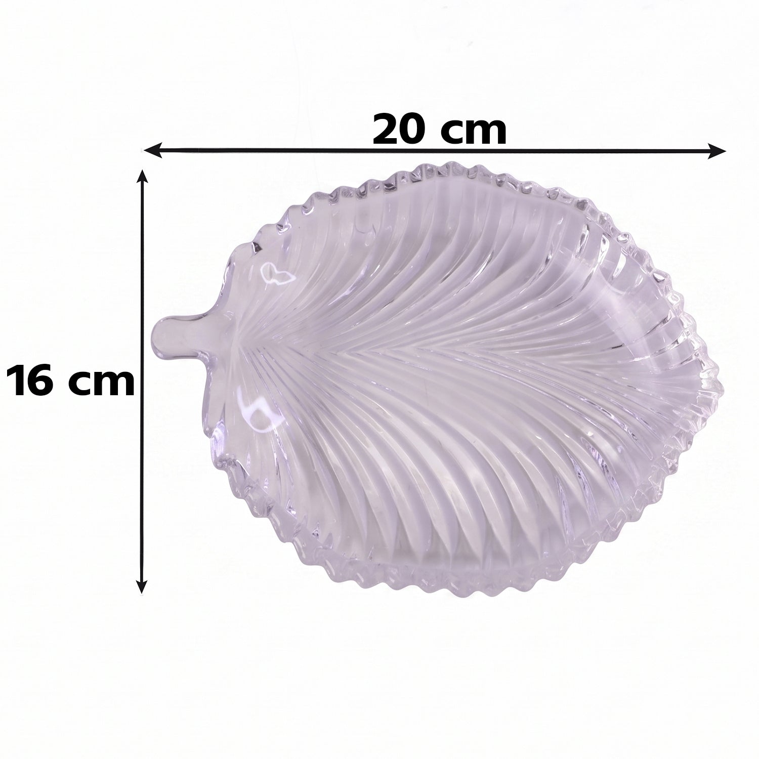 Wukusy leaf-shaped glass serving tray measuring 20x16 cm, ideal for snacks and desserts, with a clear, elegant leaf design.