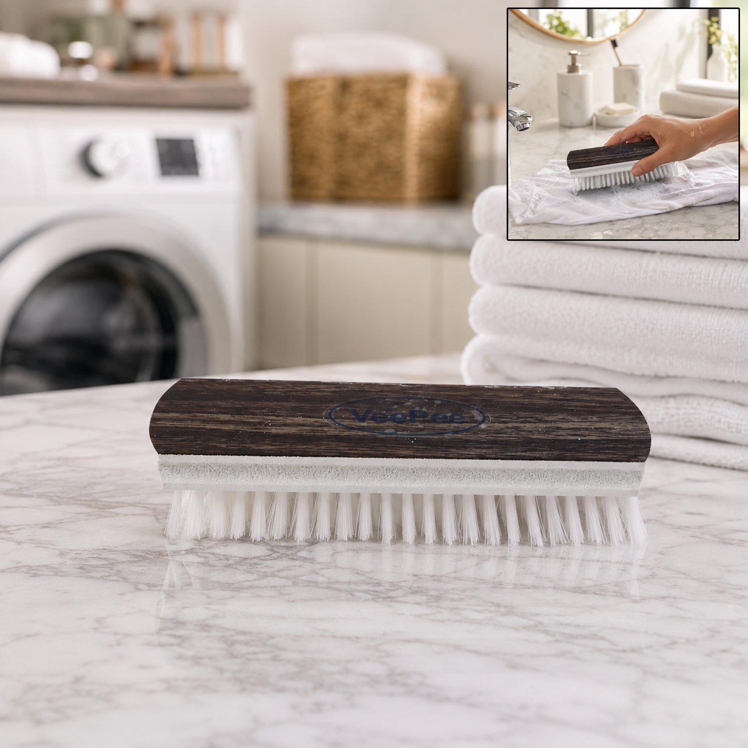 Wukusy Veepee Hard Golden Cloth Wash Brush for cleaning, with durable golden bristles and ergonomic handle.