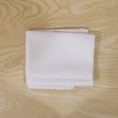 Wukusy round dining table mat, 150x150 cm, made of durable fabric, suitable for protecting and enhancing dining tables.