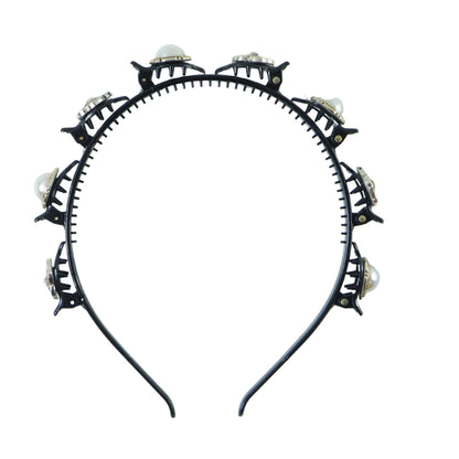 Elegant Wukusy pearl design hair headband with stylish, decorative pearls on a sleek band, perfect for special occasions.
