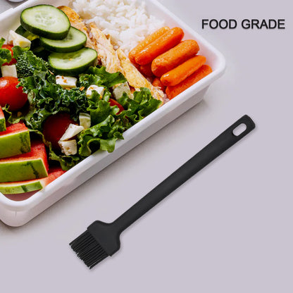 Wukusy silicone basting brush for baking, cooking, and BBQ, with a portable design for oil and pastry application in the kitchen.