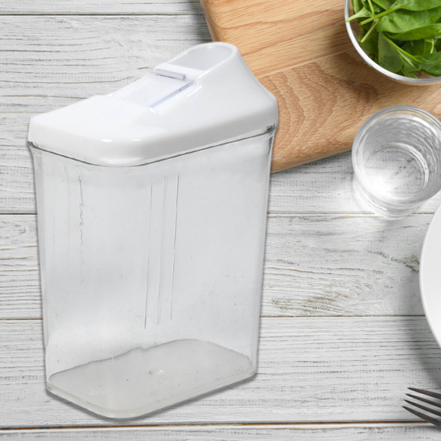 Set of three transparent Wukusy kitchen storage jars for dry foods, ideal for organizing pantry and kitchen countertops.