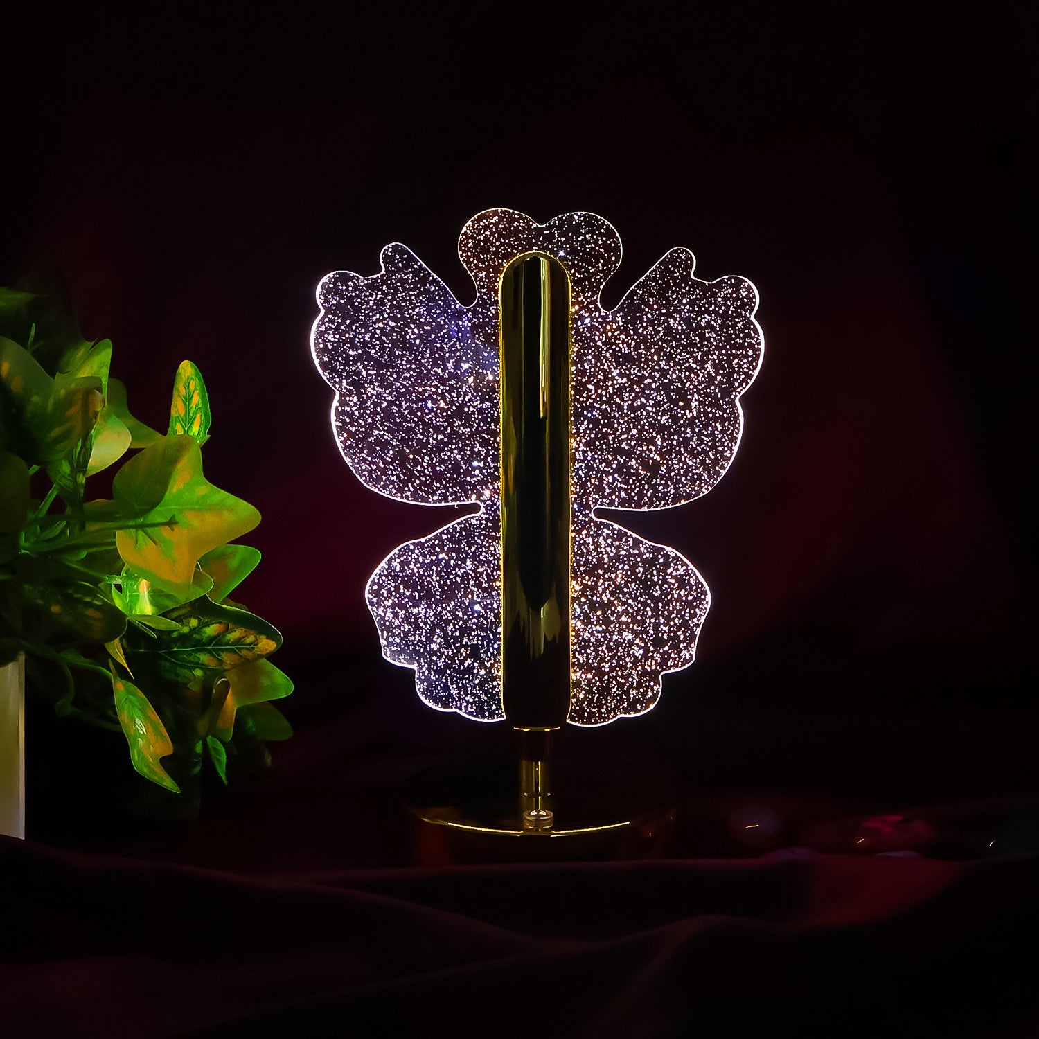 Luxury Crystal Table Lamp by Wukusy, elegant home decor with a sparkling crystal base and soft illumination.