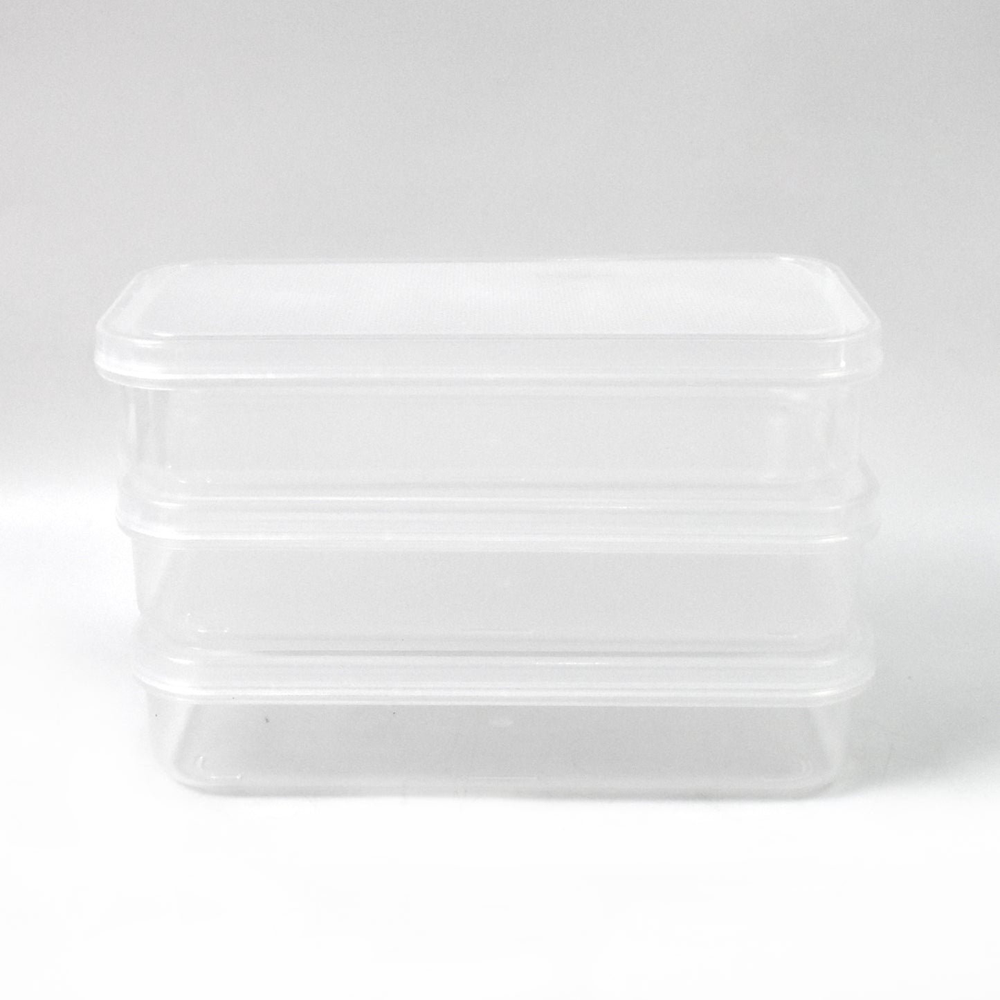 Wukusy plastic square lunch box set with three kitchen containers, featuring secure lids for food storage and organization.