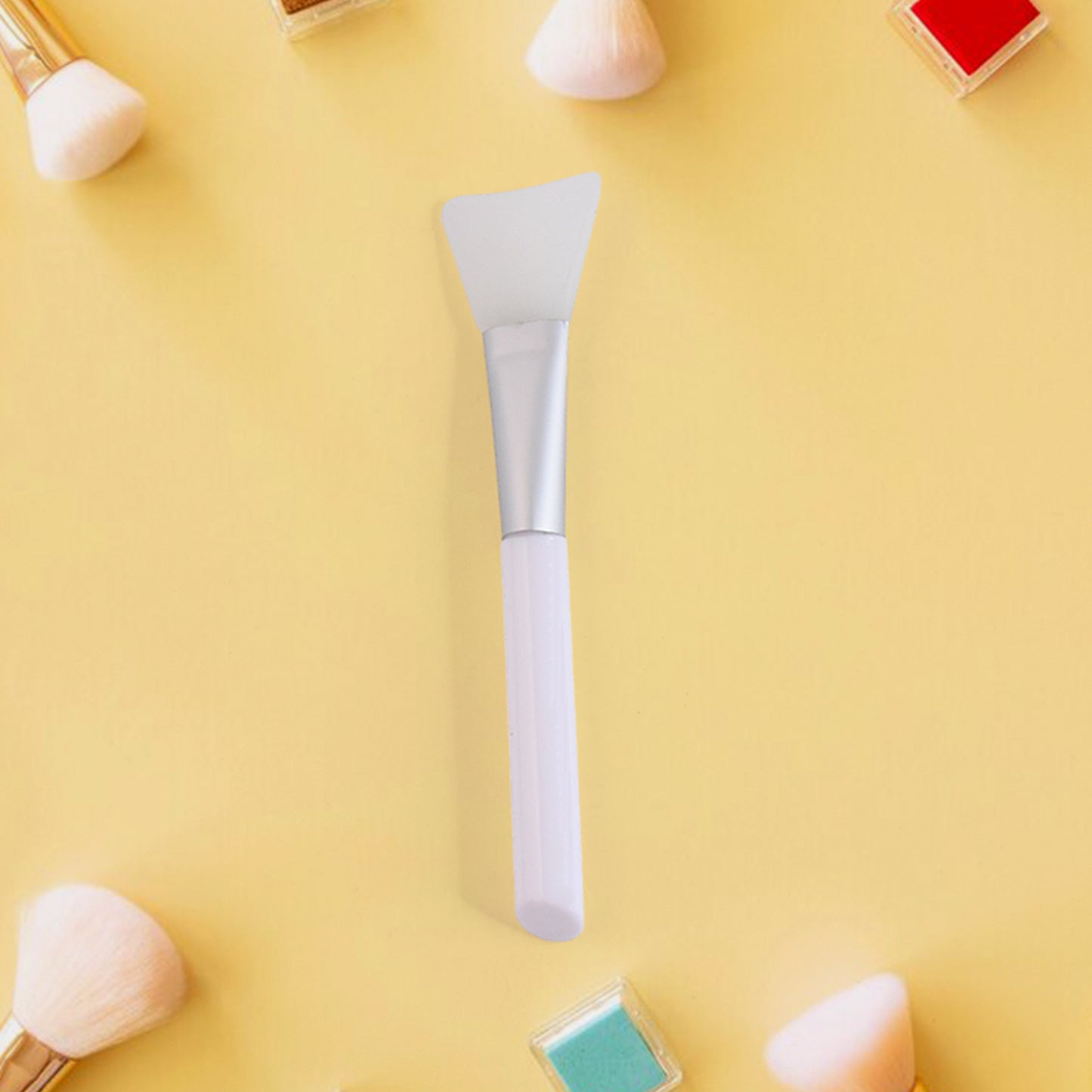 Wukusy silicone face mask applicator brush for smooth, even application of skincare masks in health and beauty routines