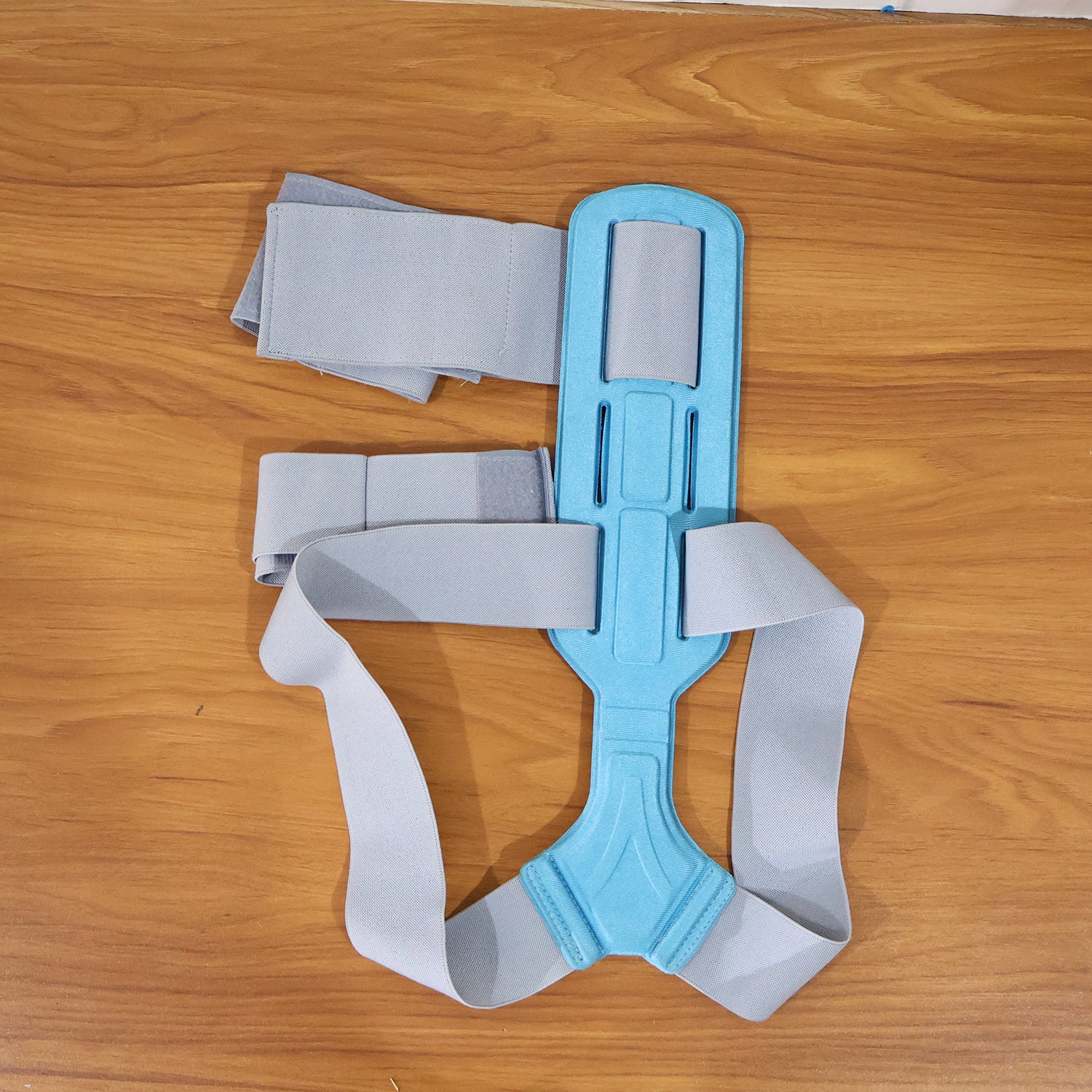 Wukusy ergonomic adjustable back posture corrector belt with mixed sizes, designed to support and improve spinal alignment.