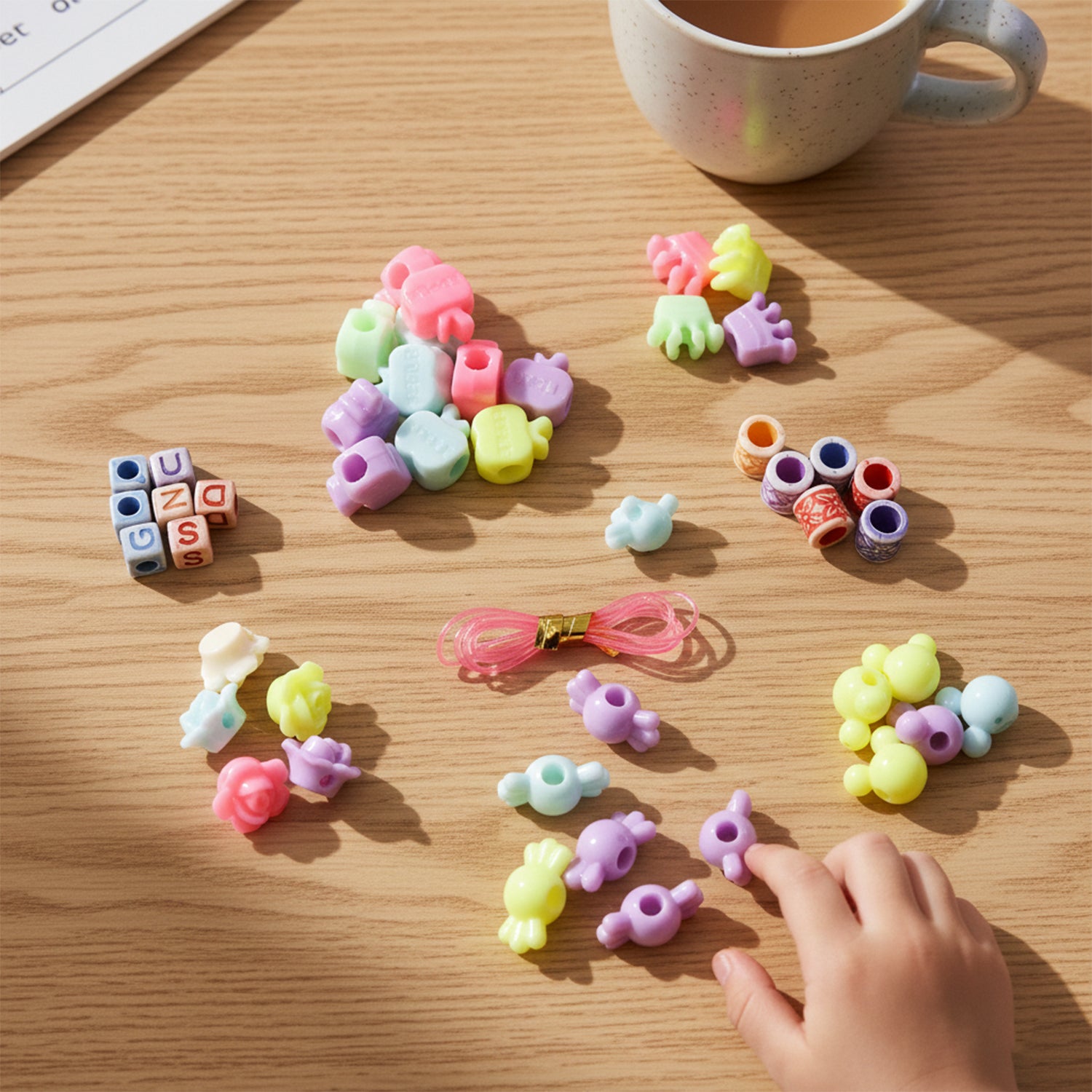 Wukusy DIY kids beading jewelry making craft kit with colorful beads and jewelry components for children.
