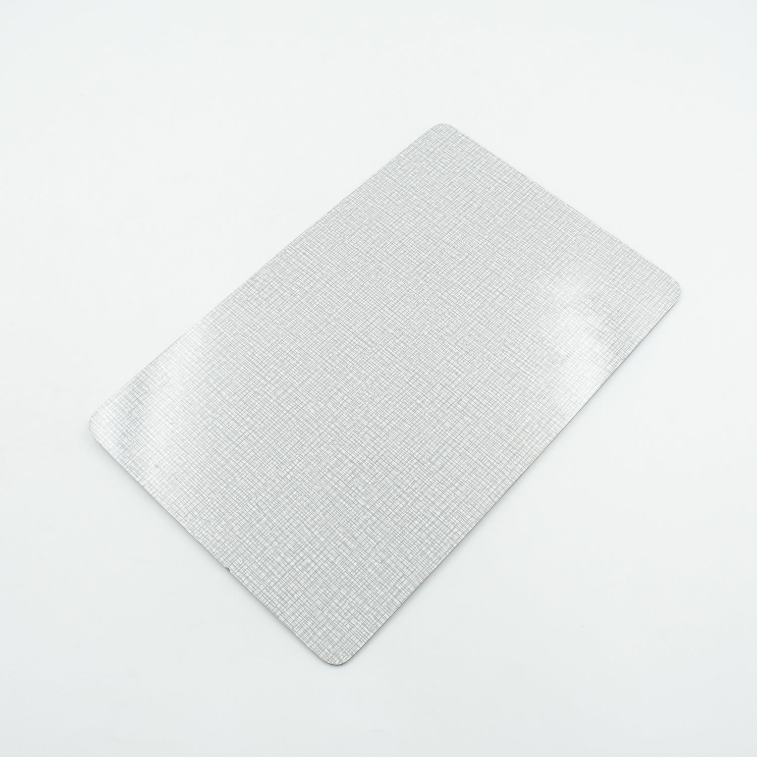 Wukusy 5850 plastic and wooden kitchen chopping boards with knives, ideal for vegetable, fruit, and multi-purpose food cutting.