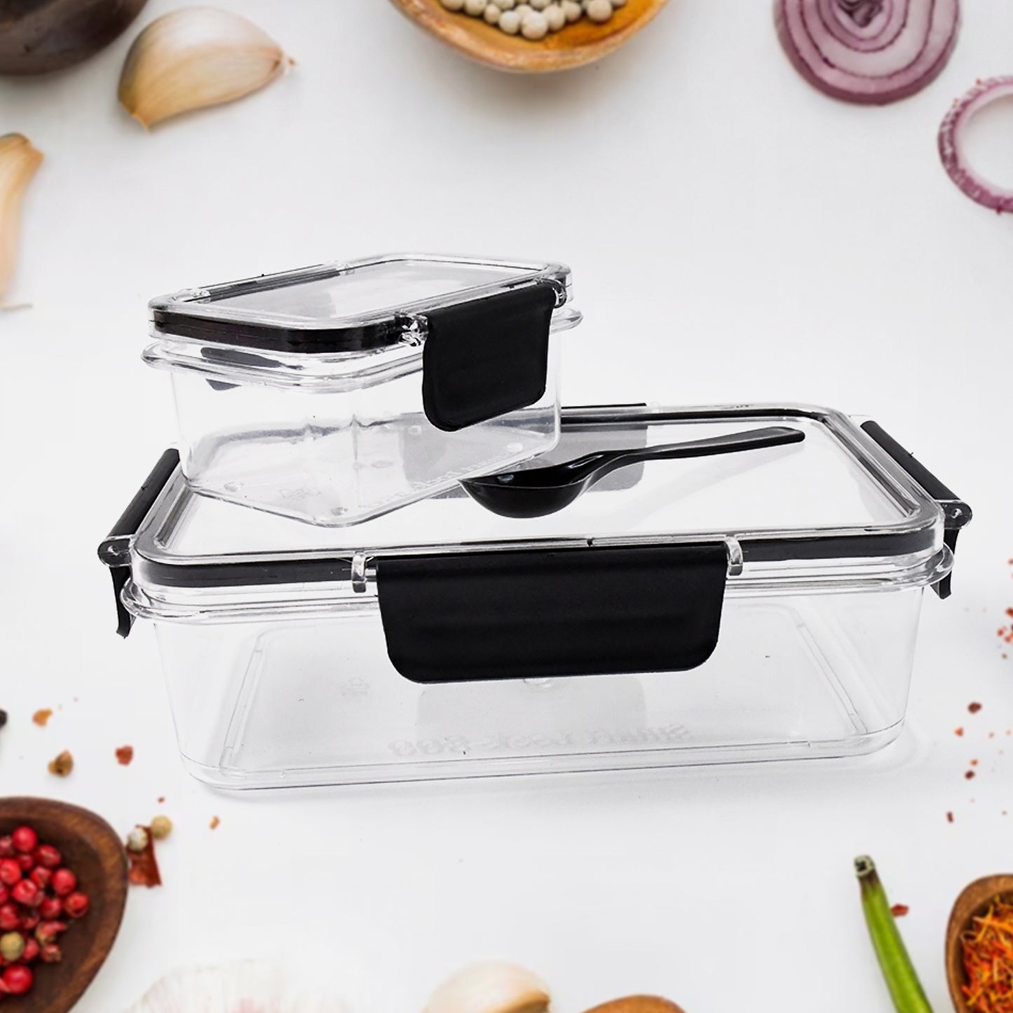Wukusy plastic kitchen storage containers, 800ml and 250ml sizes with air seal lock lids and a spoon for convenient food storage.