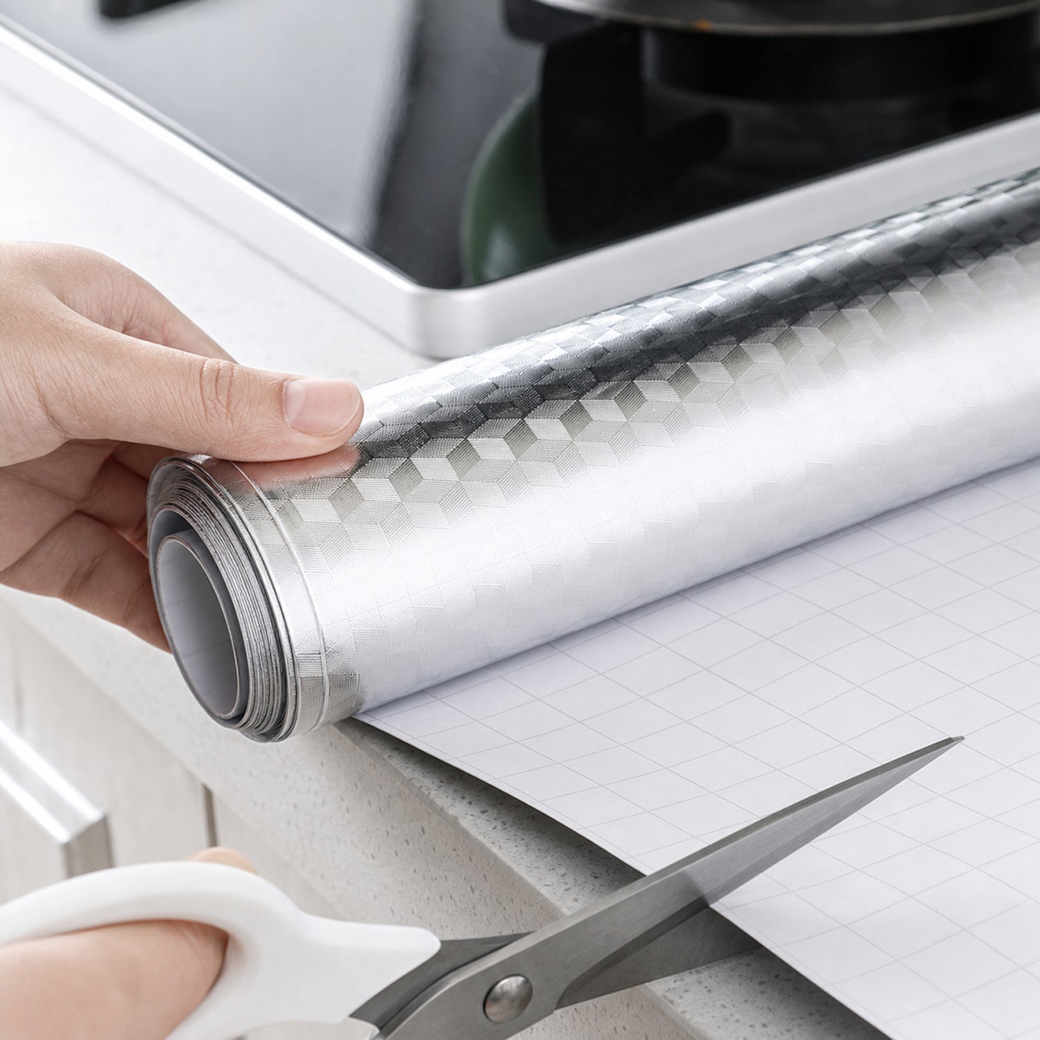 Wukusy aluminium foil paper roll for kitchen wrapping, food storage, cooking, and baking in a standard 1-piece pack.