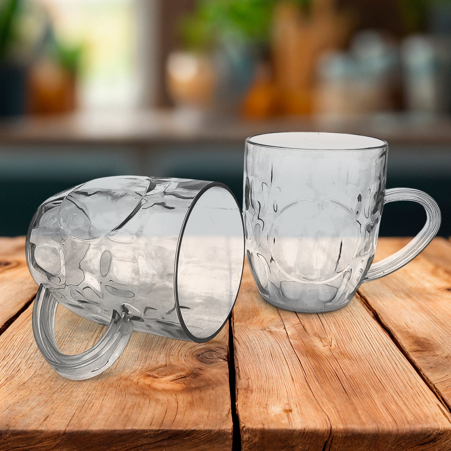 Two durable Wukusy Apex Shake plastic mugs, 350ml capacity, featuring a sleek design for home and kitchen use.