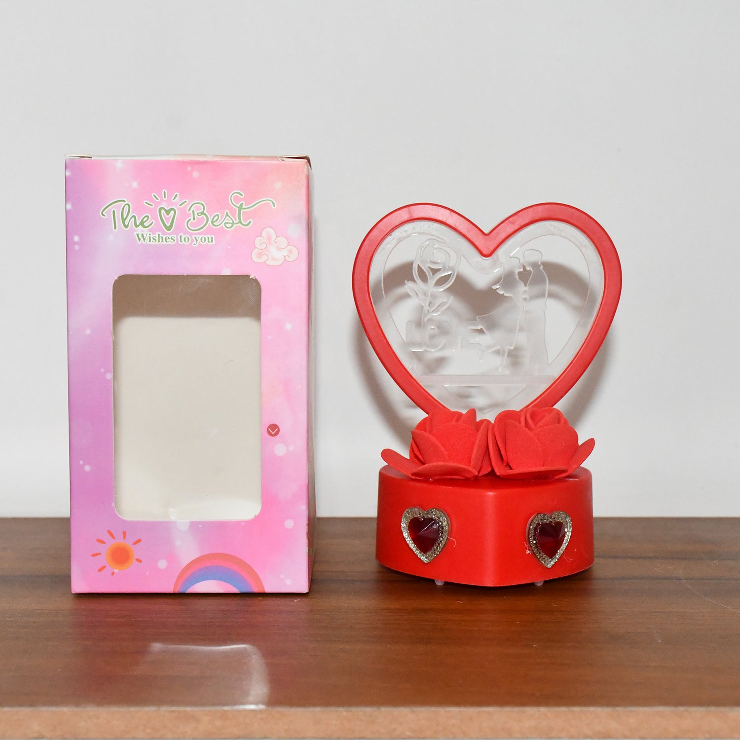 Heart-shaped Wukusy love couple decorative showpiece for home decor, featuring a romantic design and detailed craftsmanship.