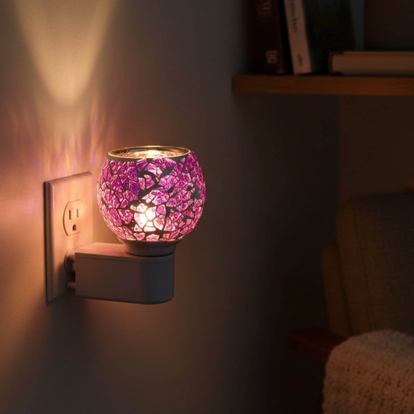 Wukusy premium plug-in mosaic glass aroma diffuser with night lamp, showcasing colorful mosaic design and soft lighting.