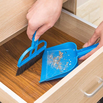 Wukusy 2213 mini dustpan and brush set for home cleaning, compact and multipurpose broom and dustpan tool in a 2-piece set