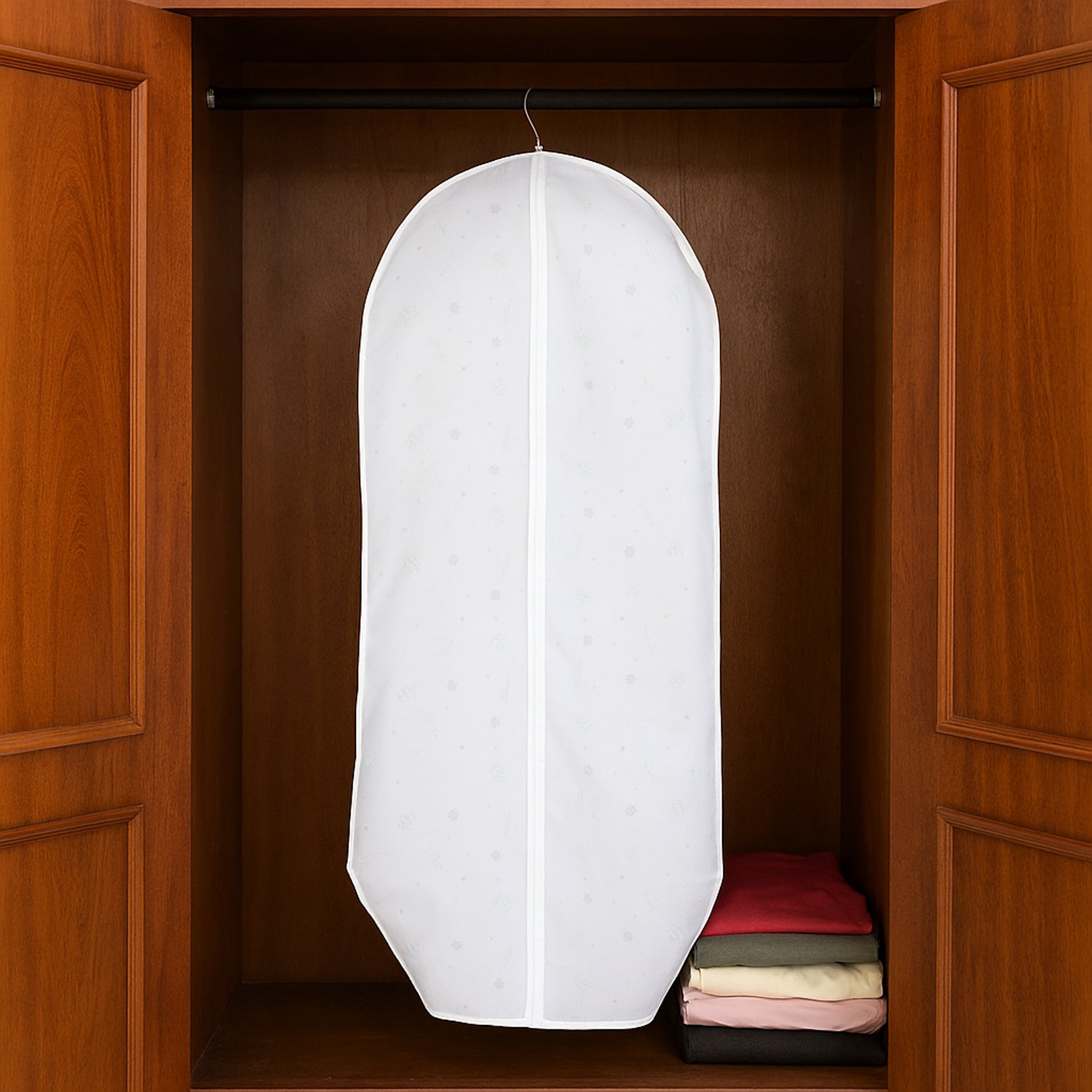Wukusy premium non-woven garment storage cover in 70x140 cm protecting clothing in a closet, ideal for home organization.