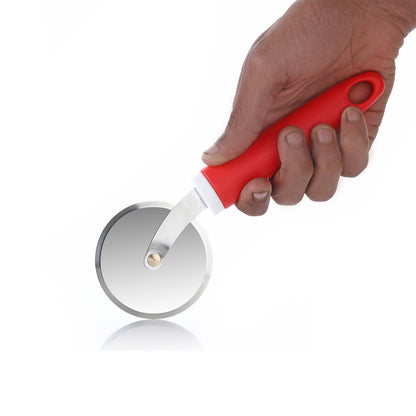 Wukusy Ganesh Pizza Pastry Cutter Wheel made of stainless steel, designed for slicing pizza and pastries easily.
