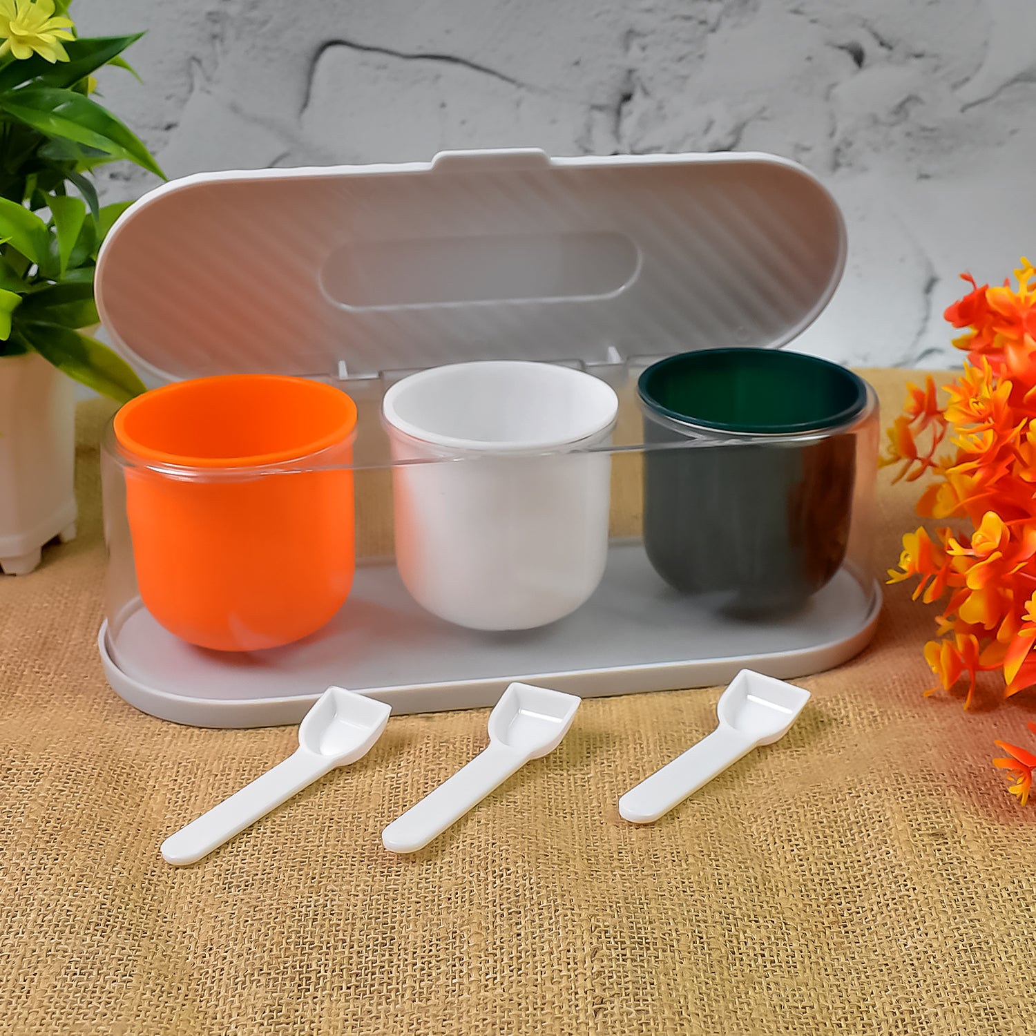 Wukusy 3-grid spice masala box kit with colorful compartments and spoons for home kitchen seasoning storage.