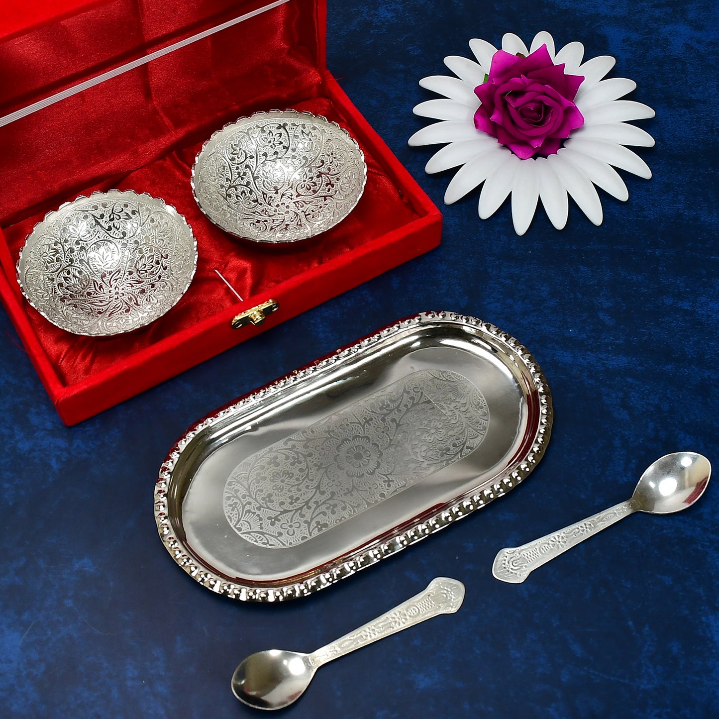 Silver-plated Wukusy 2947a 2-bowl, 2-spoon tray set in brass with red velvet gift box, ideal for serving dry fruits and desserts.