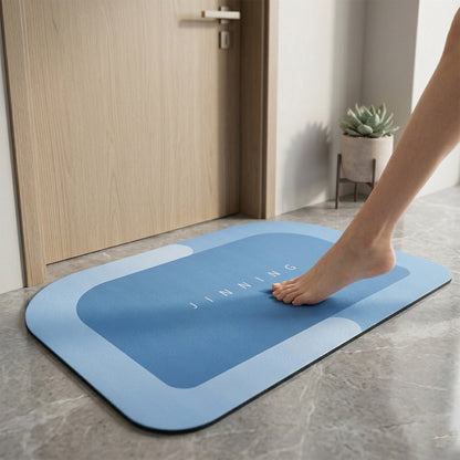 Super absorbent Wukusy bathroom floor mat, 120x74 cm, showing plush, water-absorbing surface on a bathroom floor.