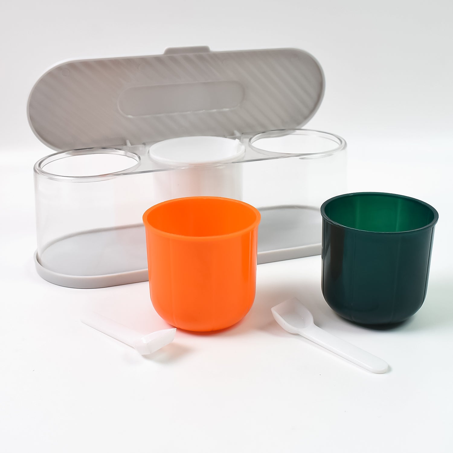 Wukusy 3-grid spice masala box kit with colorful compartments and spoons for storing kitchen seasonings, home and kitchen use.
