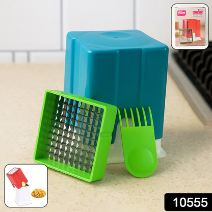 Wukusy Supermom Potato Chipper Cutter for home kitchen, shown with freshly cut potato chips ready for cooking.