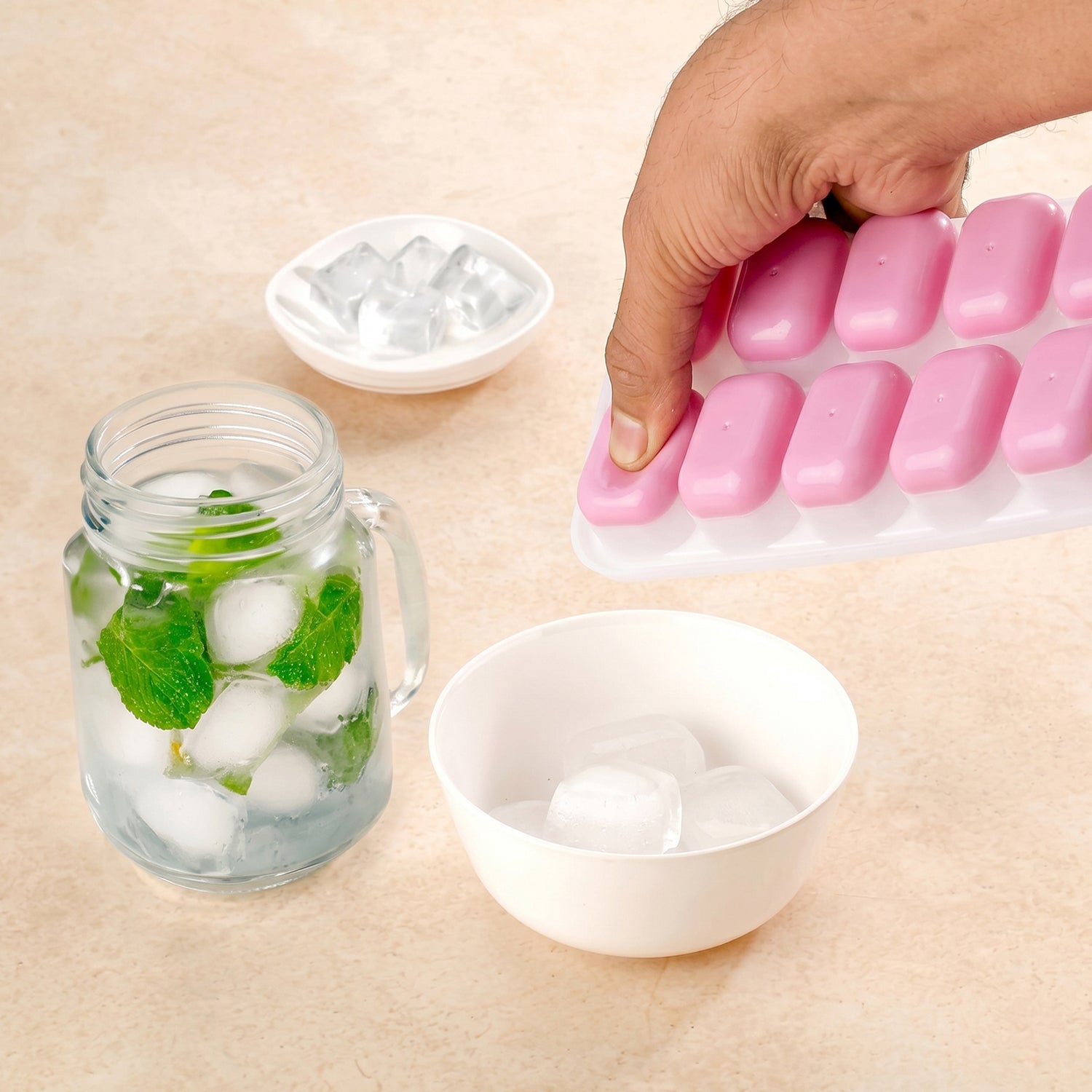 Pink Wukusy plastic ice cube tray with lid, 14-grid multipurpose ice cube mold for freezing large ice cubes.