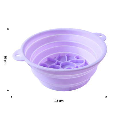 Wukusy folding silicone facial ice bath bowl, portable and flexible for skincare routines, with a smooth silicone surface and compact design.