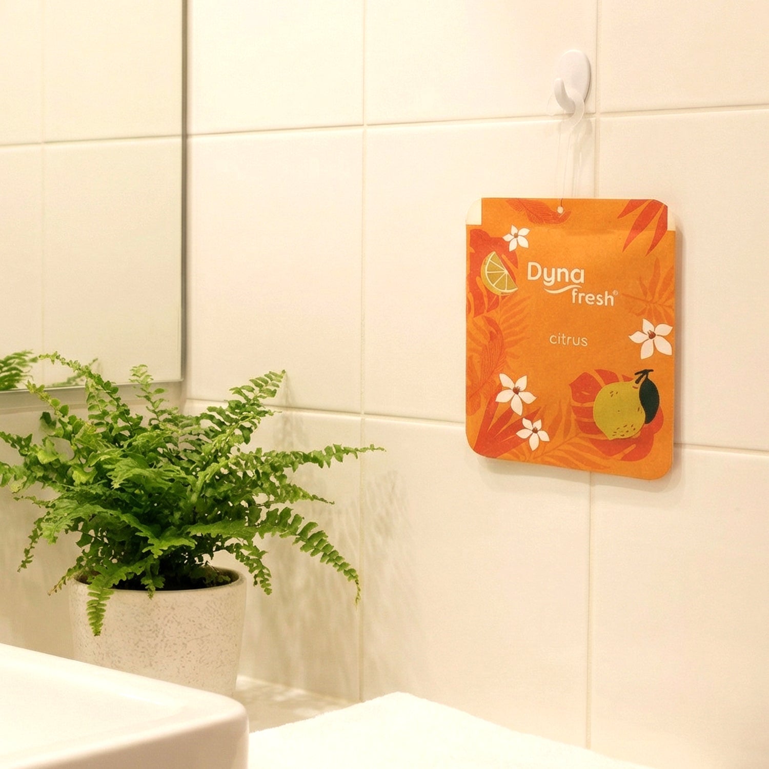 Wukusy Citrus Hanging Air Freshener Gel, 10g, showcasing a clear gel-filled hanging air freshener with citrus scent, ready to hang.