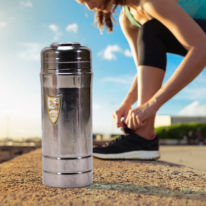 Wukusy 6754 stainless steel Hydra vacuum insulated water bottle with a sleek design and screw-on lid for hot or cold drinks