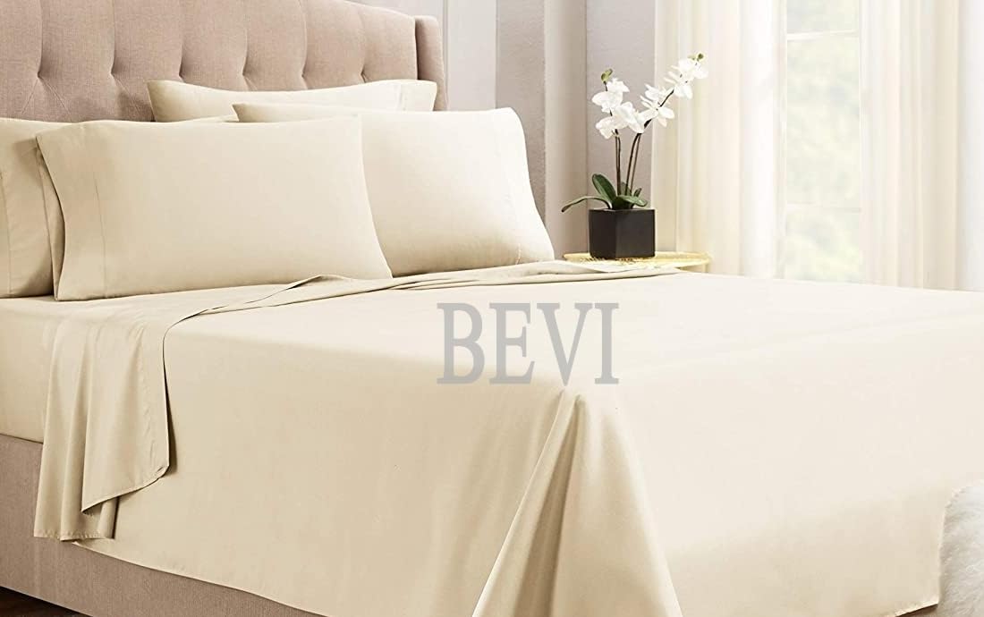 Plain ivory Seasons double bedsheet with two pillow covers from FIZZI SHOP, soft and comfortable bedding set.