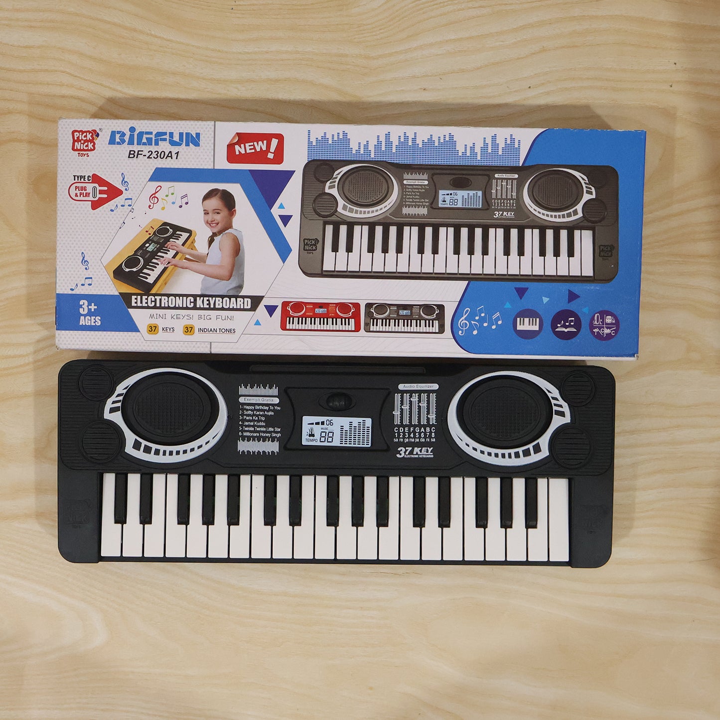 Wukusy electronic musical keyboard toy for kids with colorful buttons and multiple sound options, mini piano for children.