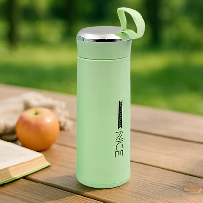 Light green Wukusy 400ml leak-proof glass water bottle, ideal for gym and children's daily hydration, with a sleek design.
