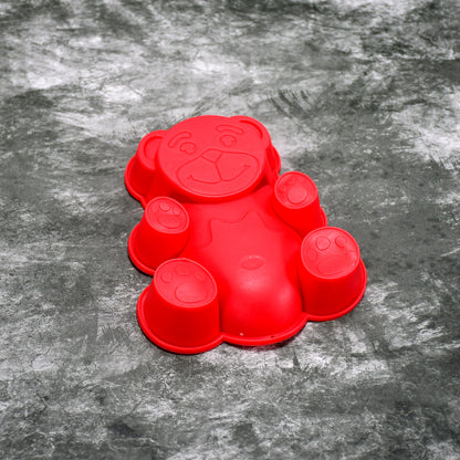 Set of four Wukusy silicone animal molds for cake decorating, soap making, and candle crafts featuring detailed animal shapes.