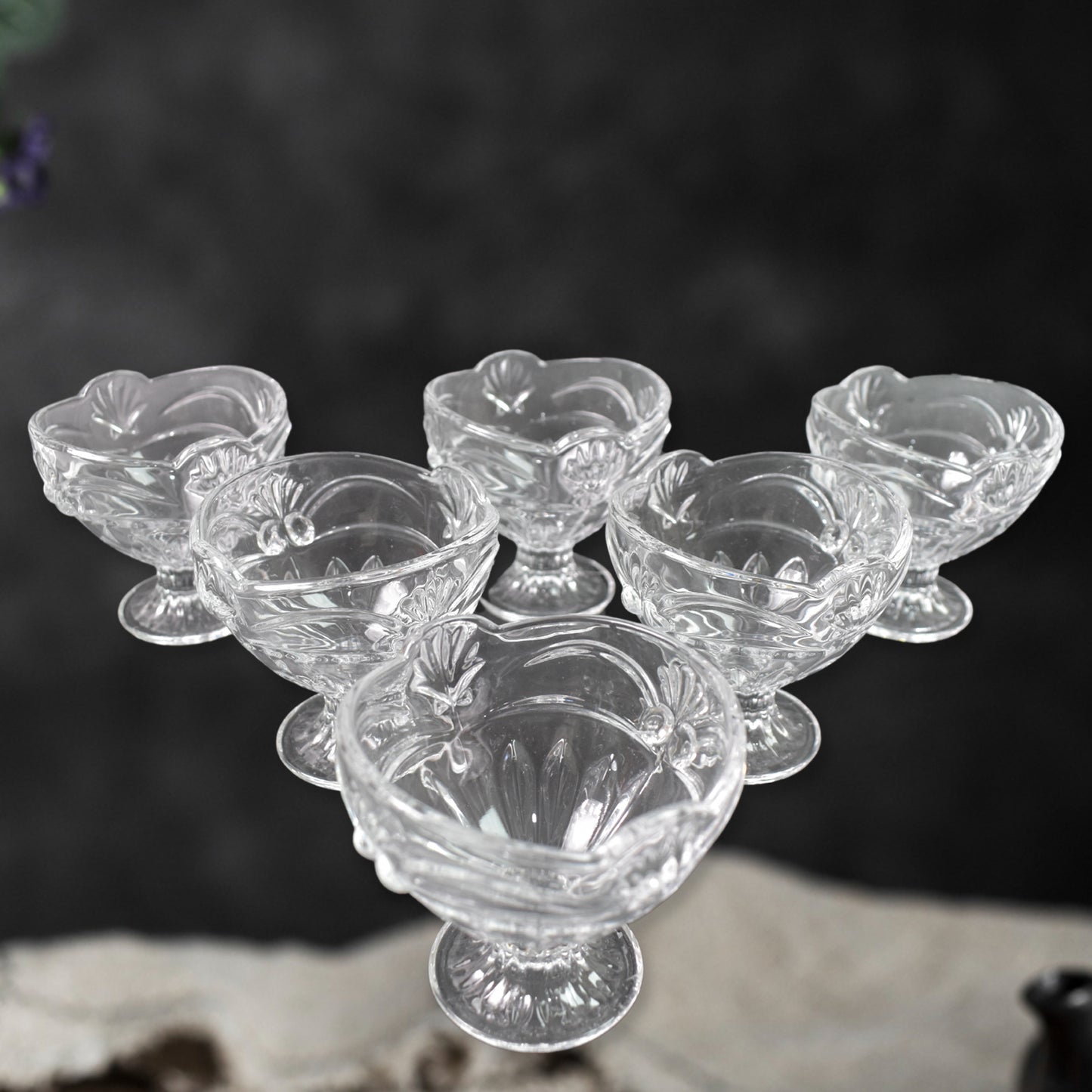 Set of six Wukusy glass ice-cream cups for home kitchen serving or dessert presentation, clear and stylish for various treats.