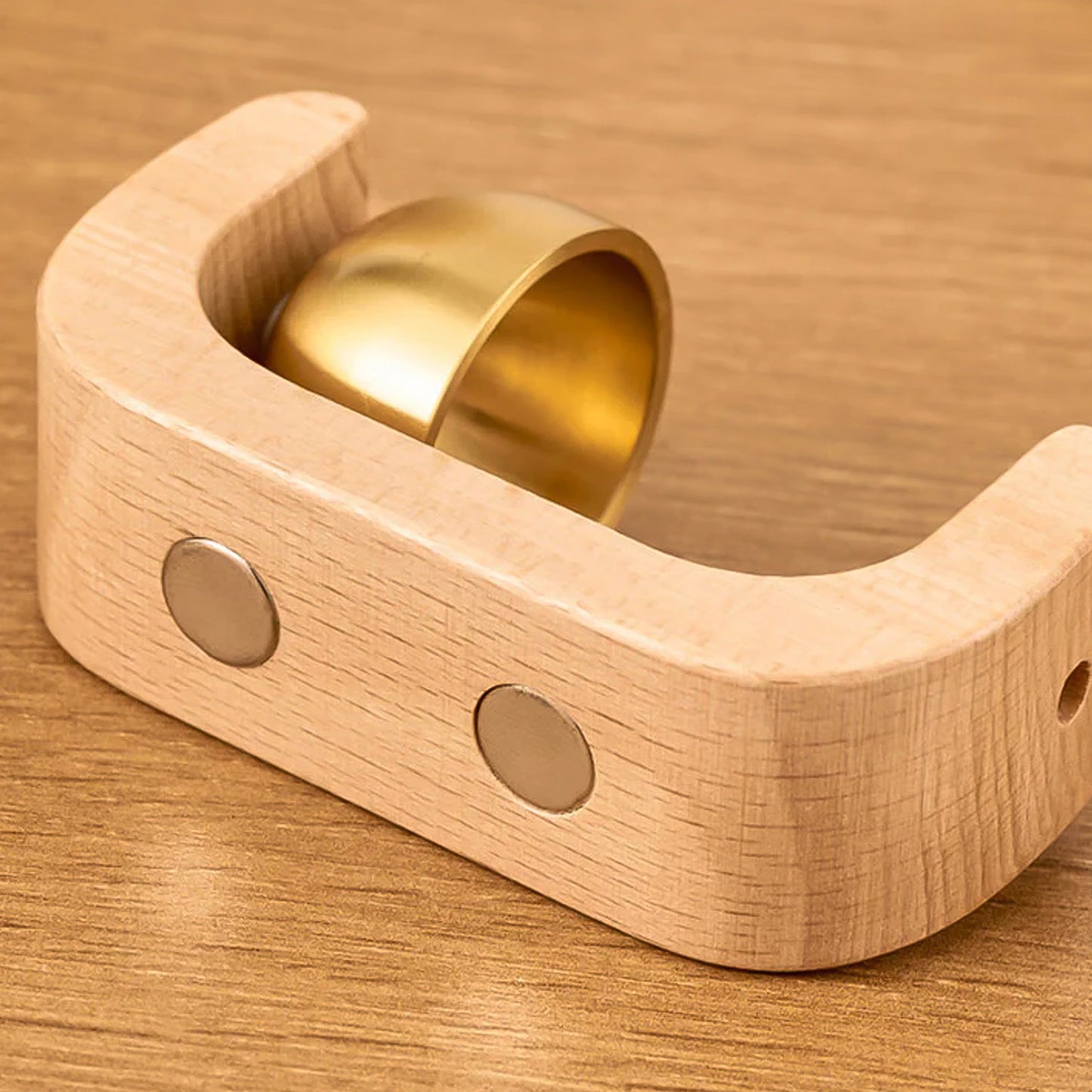 Wukusy premium desktop Japanese-style Zen bell with wooden handle and brass bell for calming sound and meditation.
