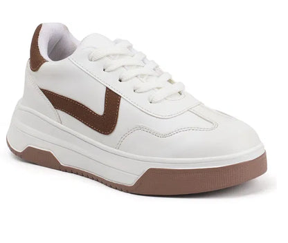 Men's casual shoes by 1889, stylish and comfortable for running, sports, and everyday wear, featuring a sleek design and breathable material.