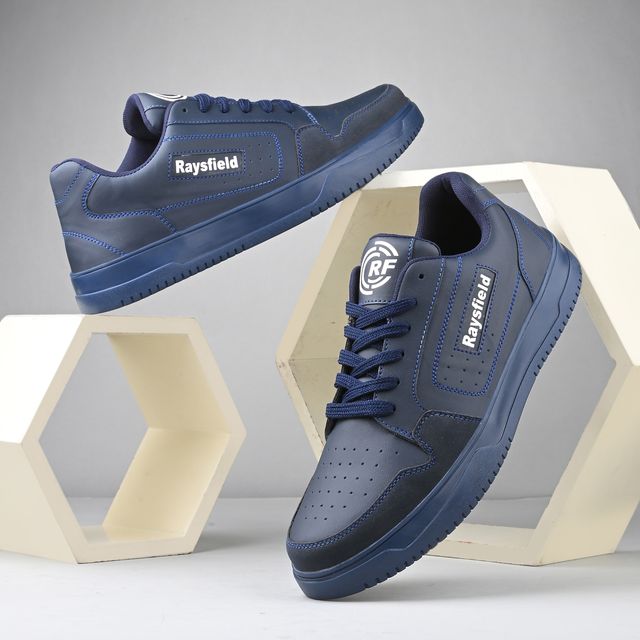 Men's casual sports shoes by 1889, lightweight and comfortable, perfect for running and everyday wear, featuring a sleek design.