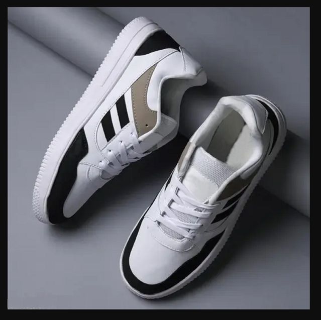 Men's casual sports shoes by 1889, comfortable running shoes for boys and men, featuring a sleek athletic design.