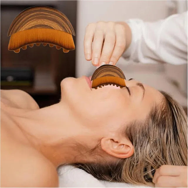 Lymphatic Contour Face Brush from 26041 makeup combo set, showing a close-up of the facial brush with soft bristles for contouring.