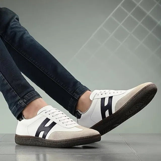 Anjrs men's casual sports shoes in black with white accents, designed for running and everyday comfort for boys and men.