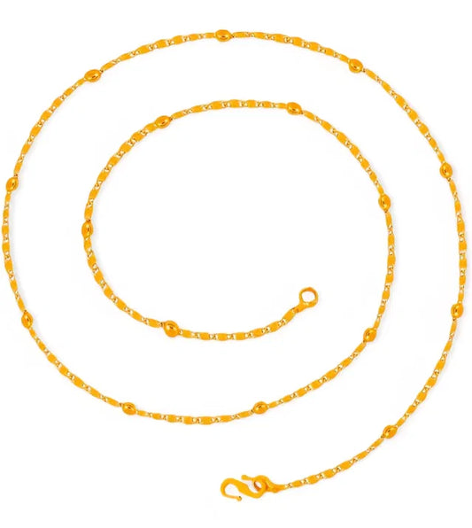 Long women's artificial ballchain necklace in metal, showcasing its lightweight design and shiny finish, perfect for jewelry making.