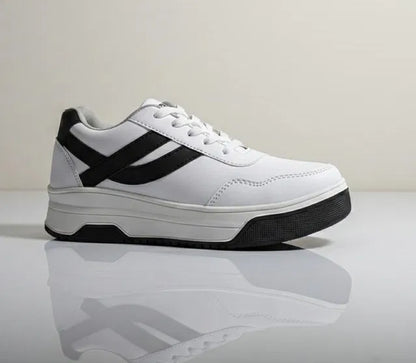 Men's casual shoes by 1889 featuring a comfortable, sporty design suitable for running, casual wear, girls and women.