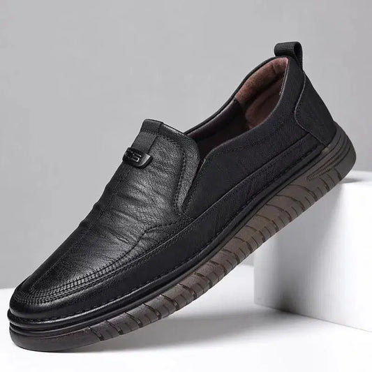 Men's black semi-formal slip-on shoes, casual style with sleek design, from brand 34608, shown on a neutral background.