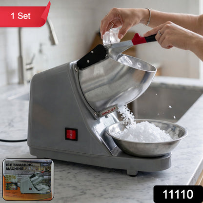 Wukusy electric ice crushing machine with stainless steel bowl, featuring a compact design and sturdy construction for efficient ice crushing.