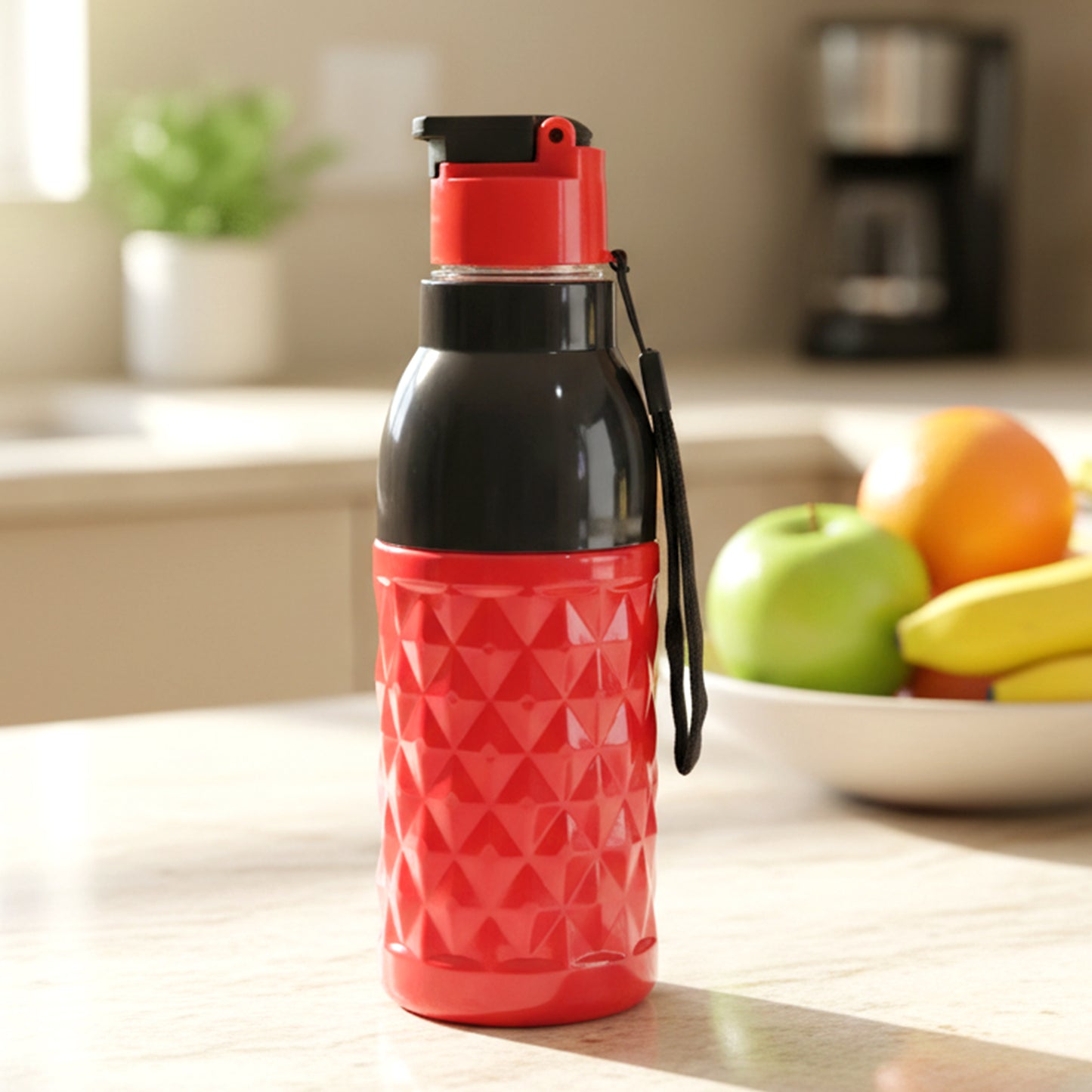 Wukusy plastic sports water bottle, 1000 ml capacity, transparent with a screw-on lid, suitable for active hydration.