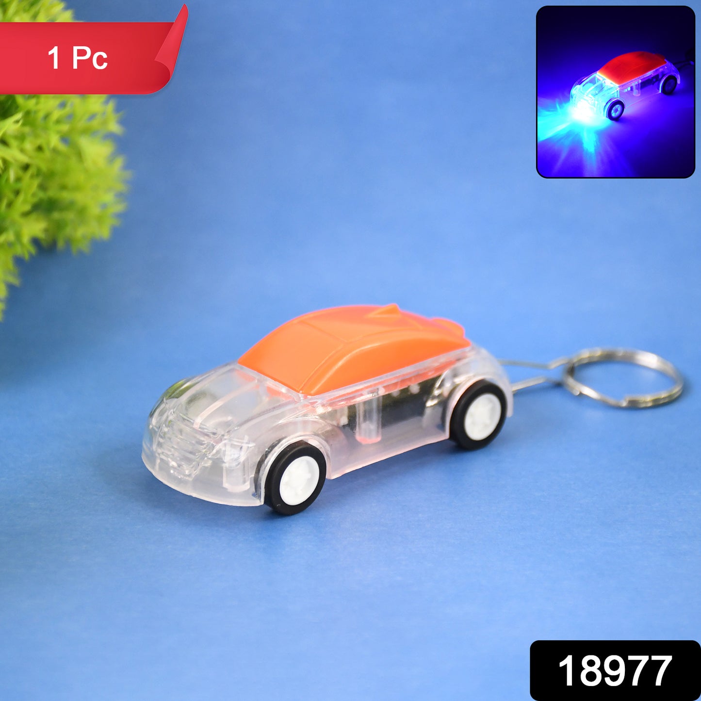 Wukusy mini car-shaped LED keychain light in random color, compact keychain accessory with bright illumination