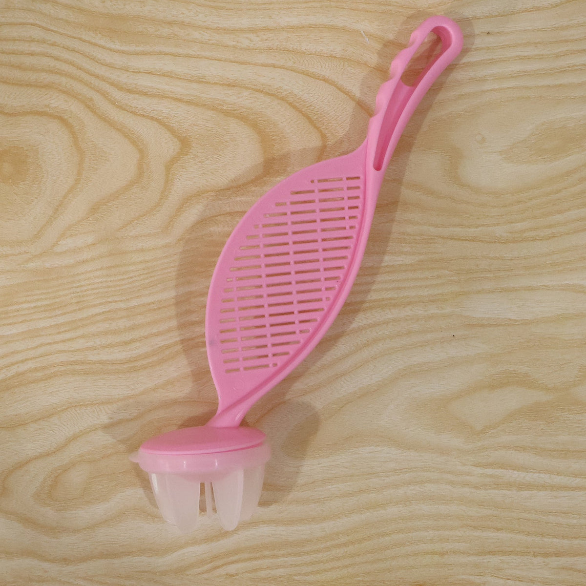Plastic Rice Washing Strainer Spoon With Handle For Kitchen Draining Tool (1 Pc)