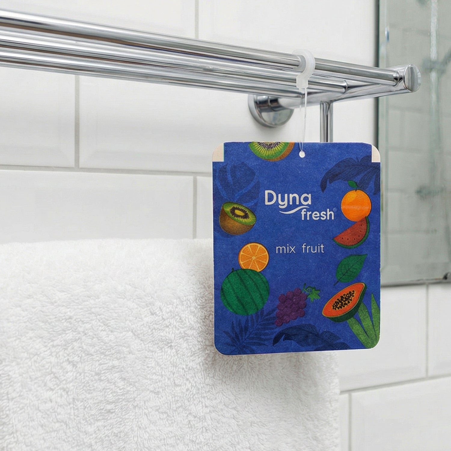Wukusy mix fruit hanging air freshener gel in a 10g container, designed to add fresh fruit scent to indoor spaces