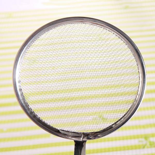 Wukusy 2-in-1 stainless steel filter spoon with clip, versatile kitchen tool for food, oil, and frying tasks.