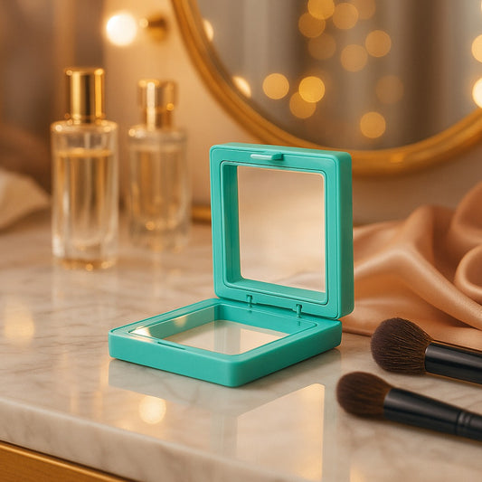 Transparent jewelry display box by Wukusy, 7x7 cm, showing a clear, compact case ideal for organizing or showcasing jewelry.